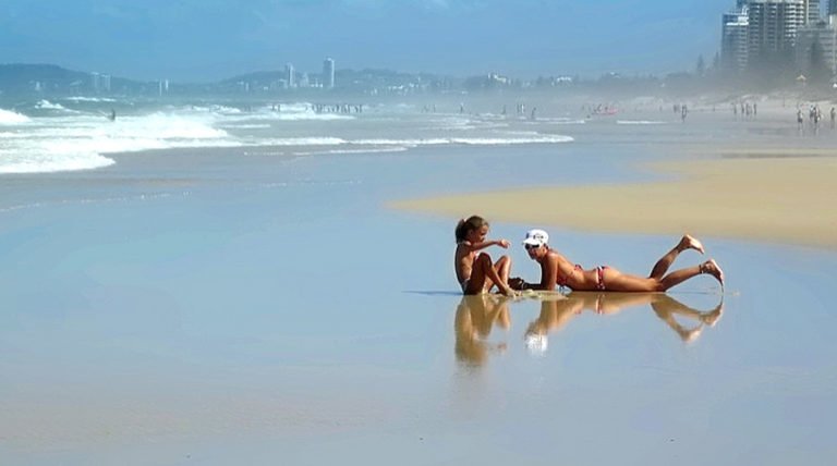 How Zinc Oxide Sunscreen Protects You From Free Radicals